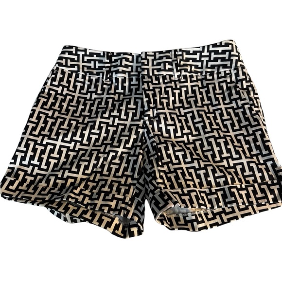 INC International Concepts Black & White Patterned Cuffed Midrise Chino Shorts 2 - Picture 5 of 16